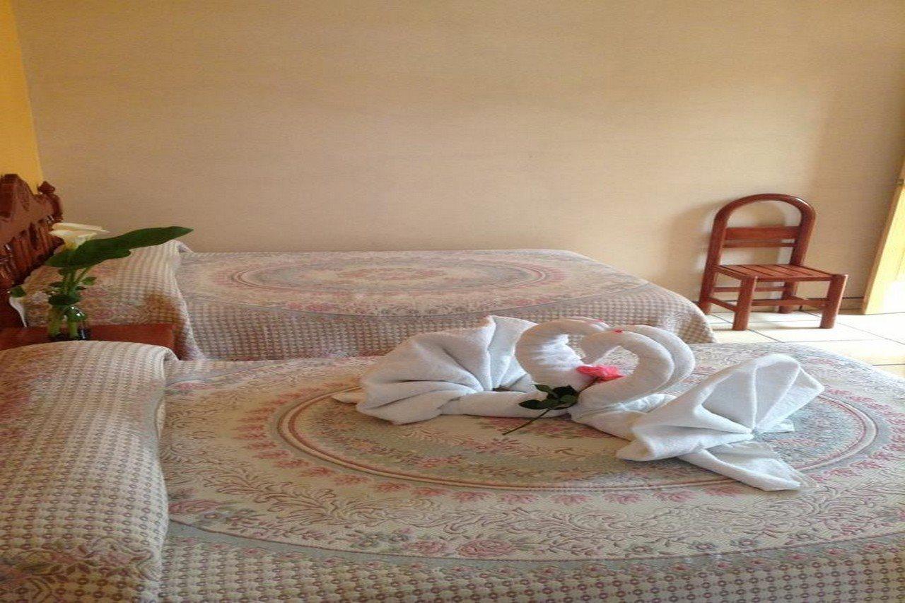 Hotel Posada Camelinas Пацкуаро Екстер'єр фото
