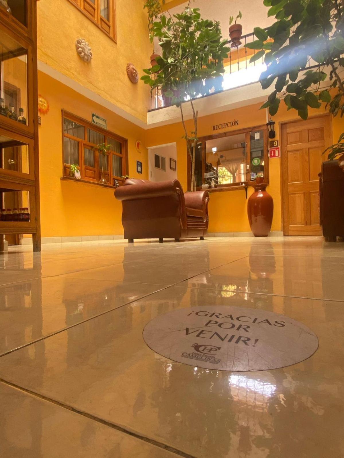 Hotel Posada Camelinas Пацкуаро Екстер'єр фото