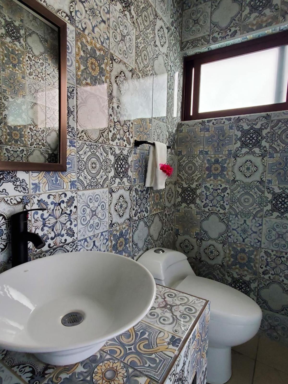Hotel Posada Camelinas Пацкуаро Екстер'єр фото