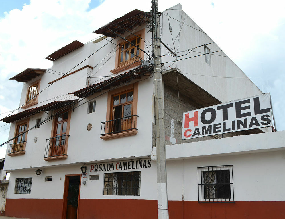 Hotel Posada Camelinas Пацкуаро Екстер'єр фото